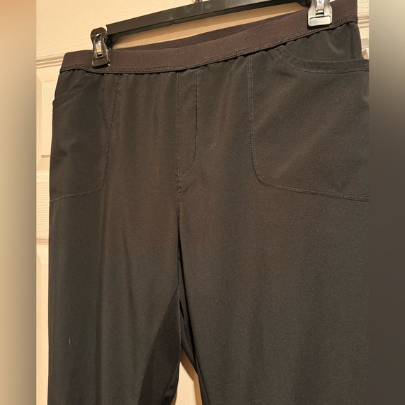 Cherokee Infinity scrub pants - Picture 2 of 3